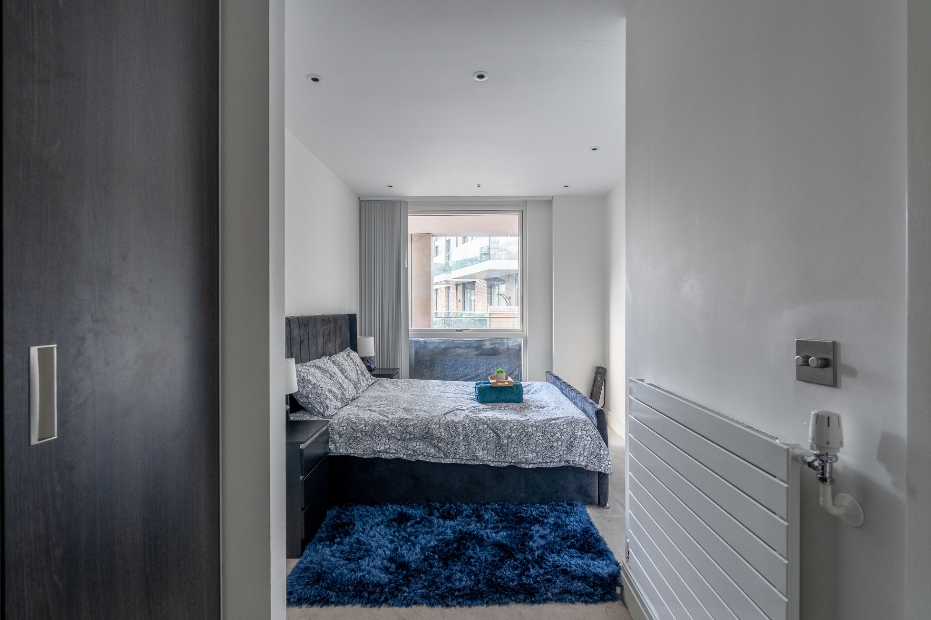 Modern One-Bedroom Apartment interior 54