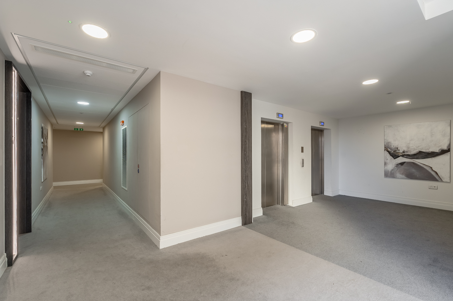Modern One-Bedroom Apartment interior 5