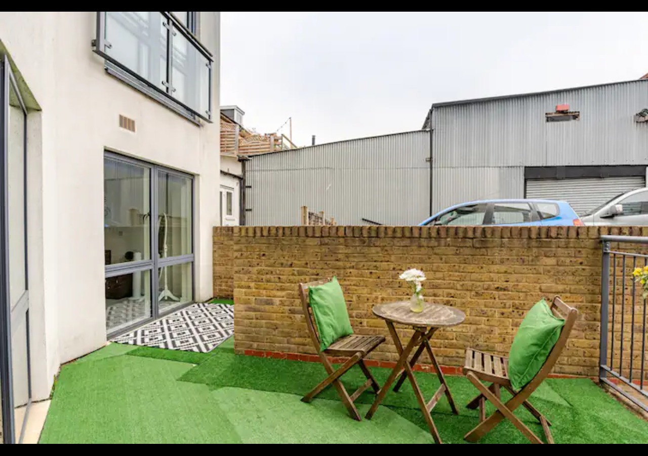 The Nest of Forest Hill interior 7