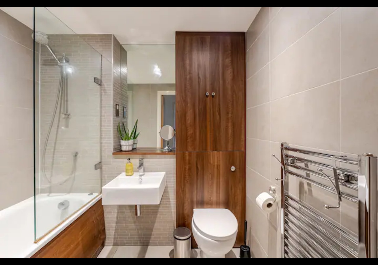 The Nest of Forest Hill interior 8