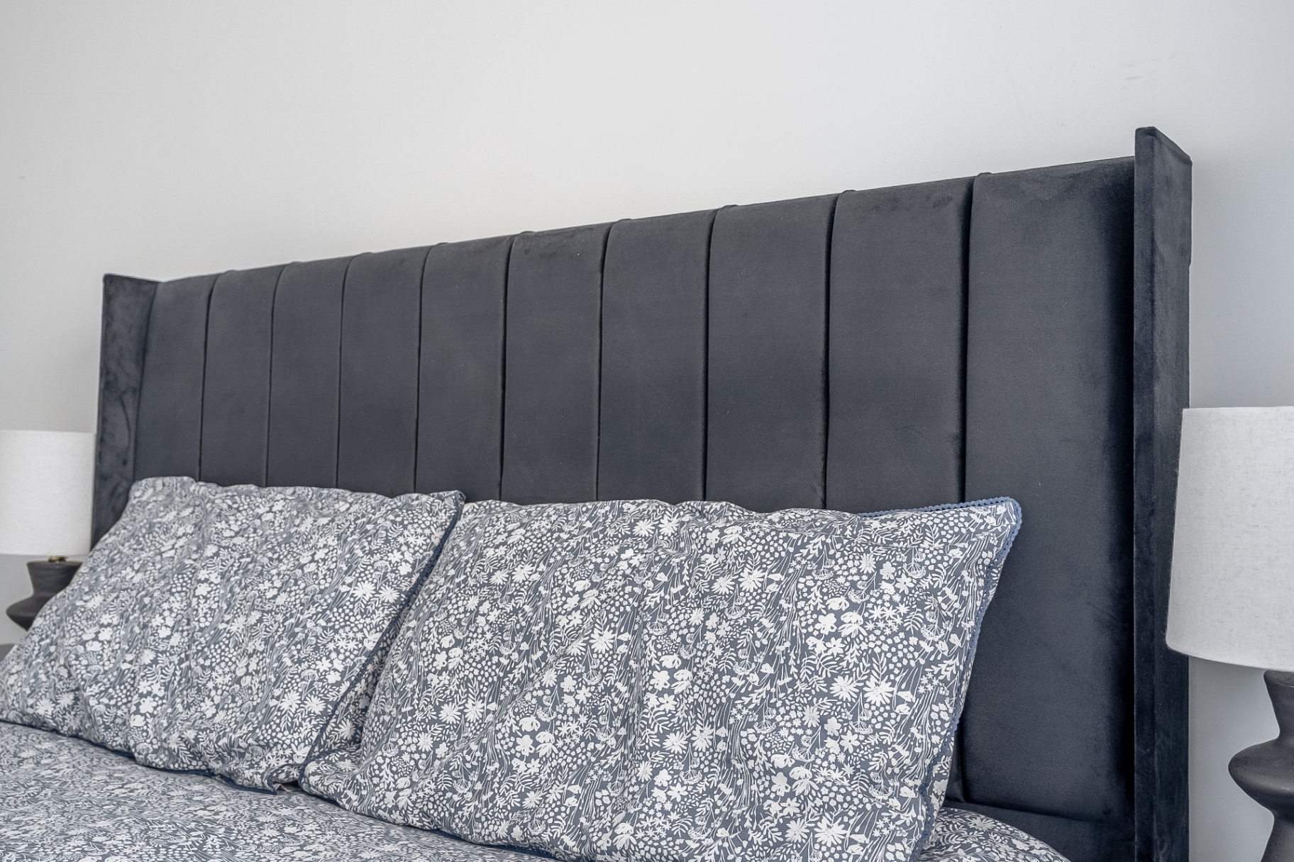 Modern One-Bedroom Apartment interior 65